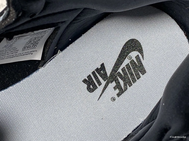 Retro Toe CD0461-016 High Air 1 Black Jordan Satin 0707